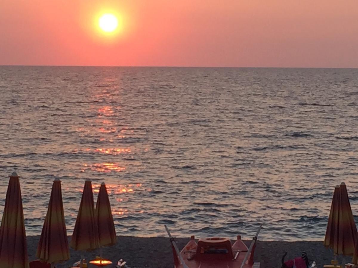 Le Casette Di Ponente Milazzo Eksteriør bilde